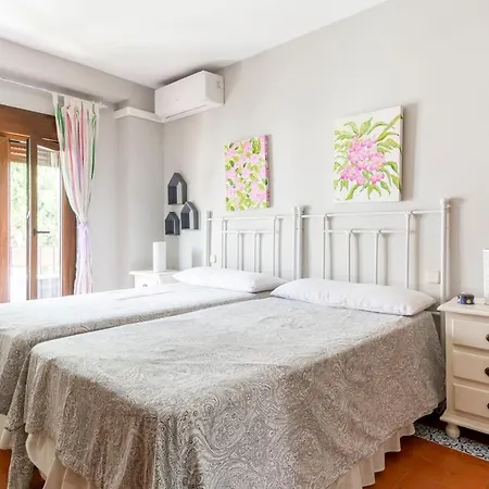 בית נופש Cozy Townhouse *