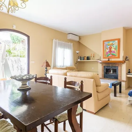 בית נופש Cozy Townhouse