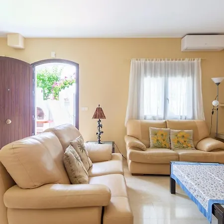 펜션 Cozy Townhouse 마르베야