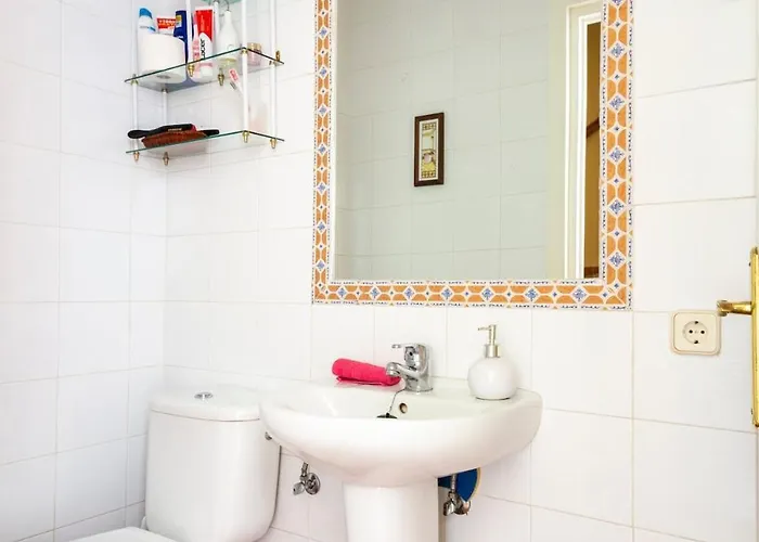 Cozy Townhouse بيت للعطل